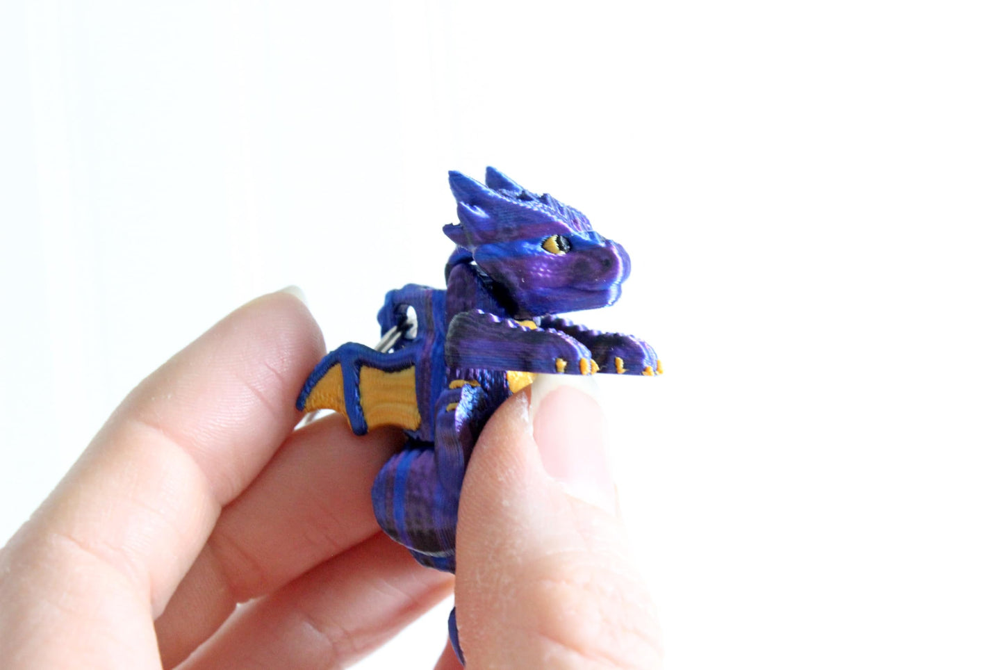 Dragon Keychain - Mini Dragon Keychain for Car Keys, Backpacks, and Purses