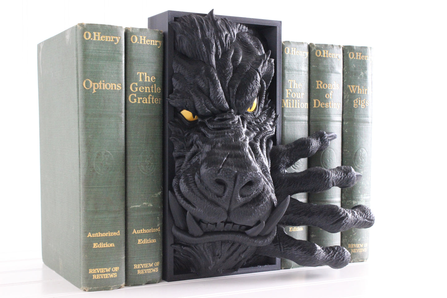 Werewolf Book Nook, Halloween Decor, 3D Print Wolf Bookshelf