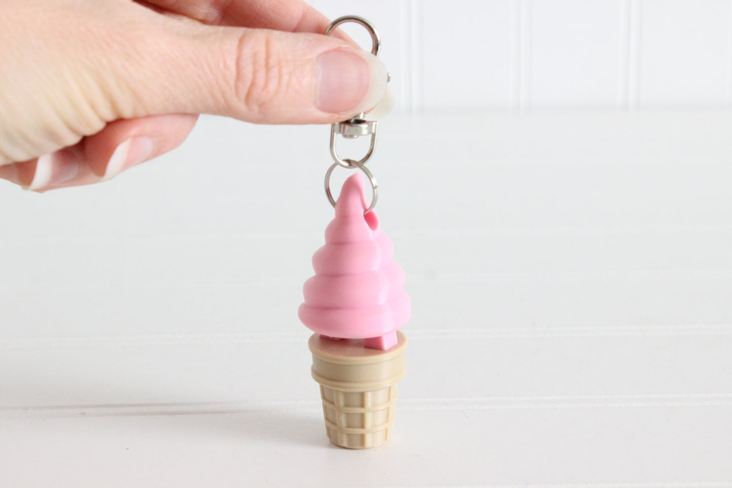 Swirl- Strawberry