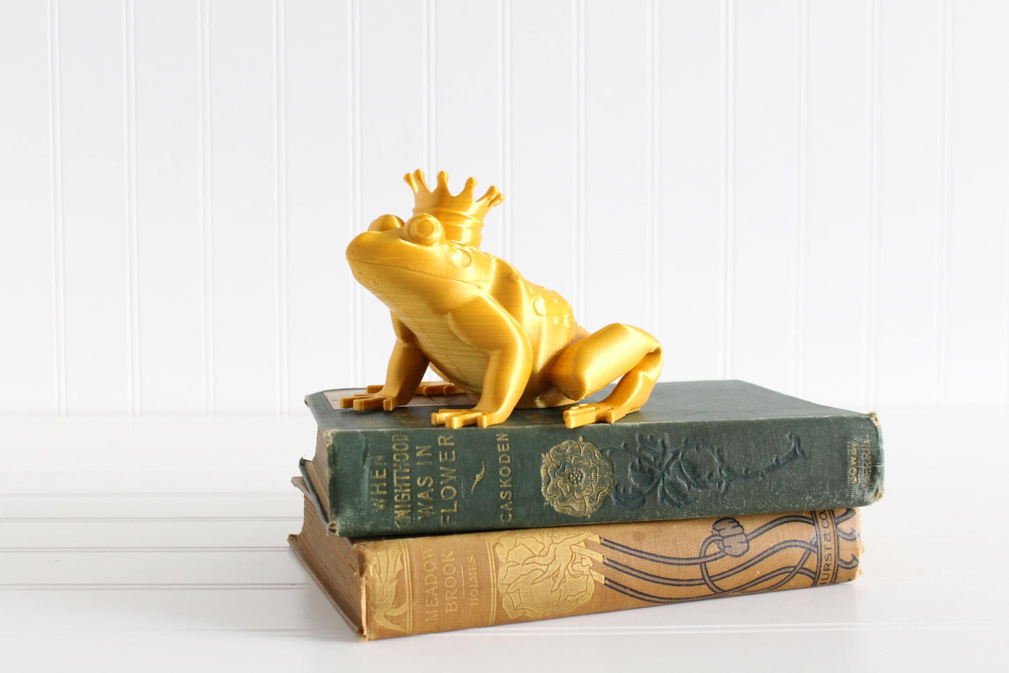 Frog Prince Figurine, Frog King with Crown, Fairytale Nursery Decor