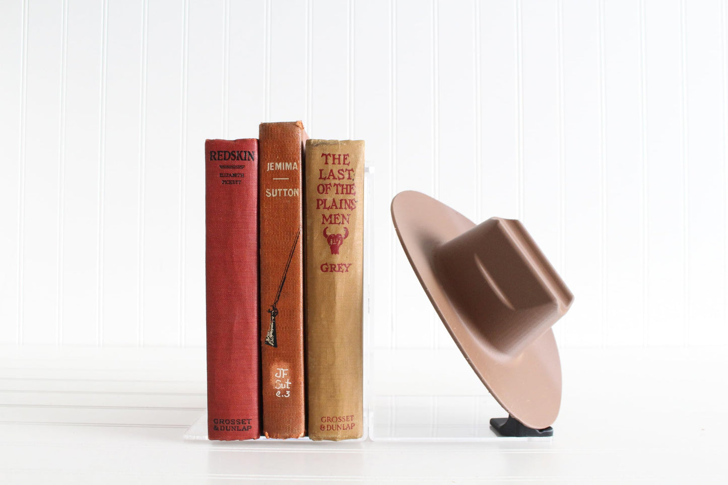 Cowboy Hat Bookend, Country Western Home Decor, Gifts for Horse Lovers