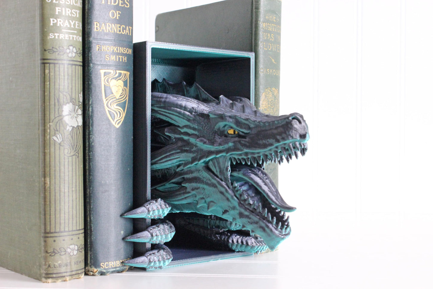 Dragon Book Nook, Dragon Head, Bookshelf Decor, 3D Print, Awakening