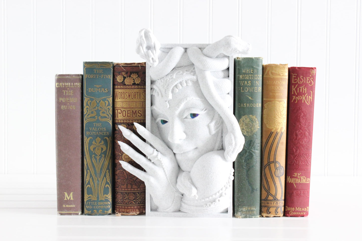 Medusa Book Nook, Fantasy Bookshelf Decor, 3D Print